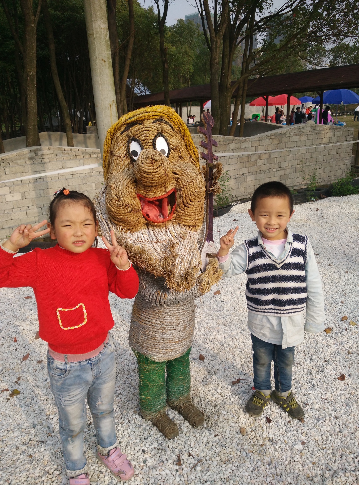 04d3afd94699104e0a9d5fe90deaccb2