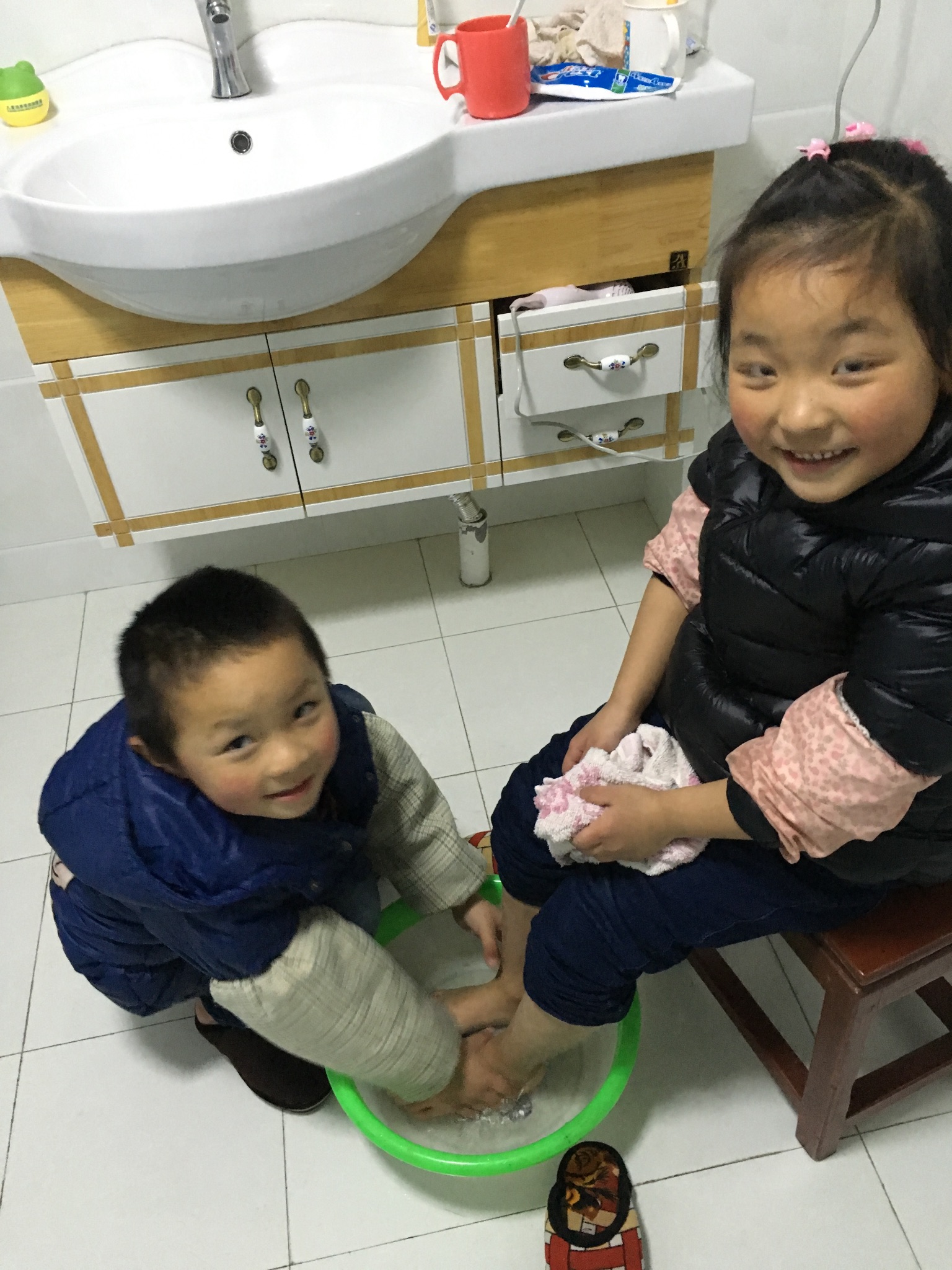 E1534877753e5bbd51a8d79618d10d32