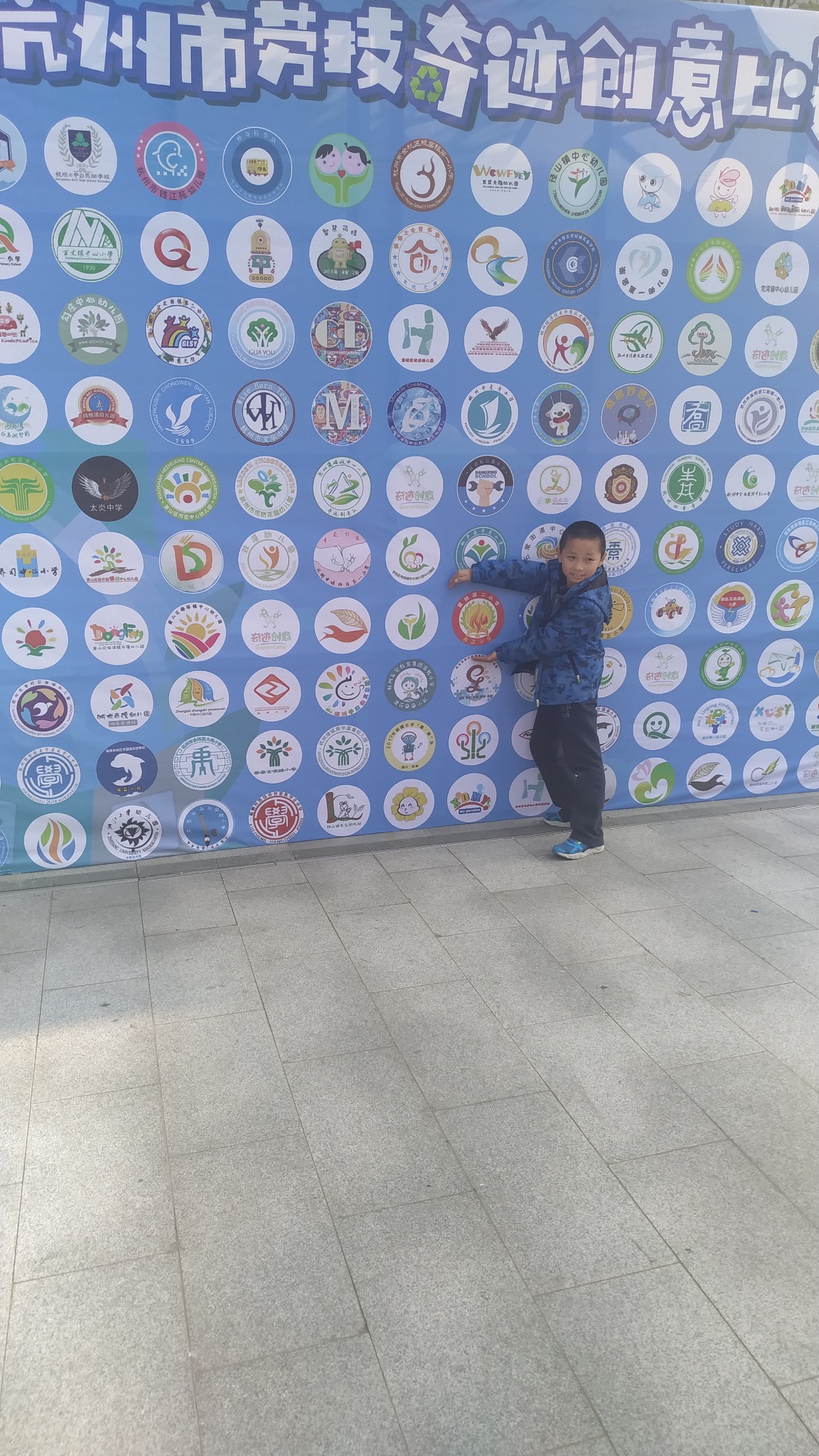 629464cd3j27336fab3d845fe171fa3c