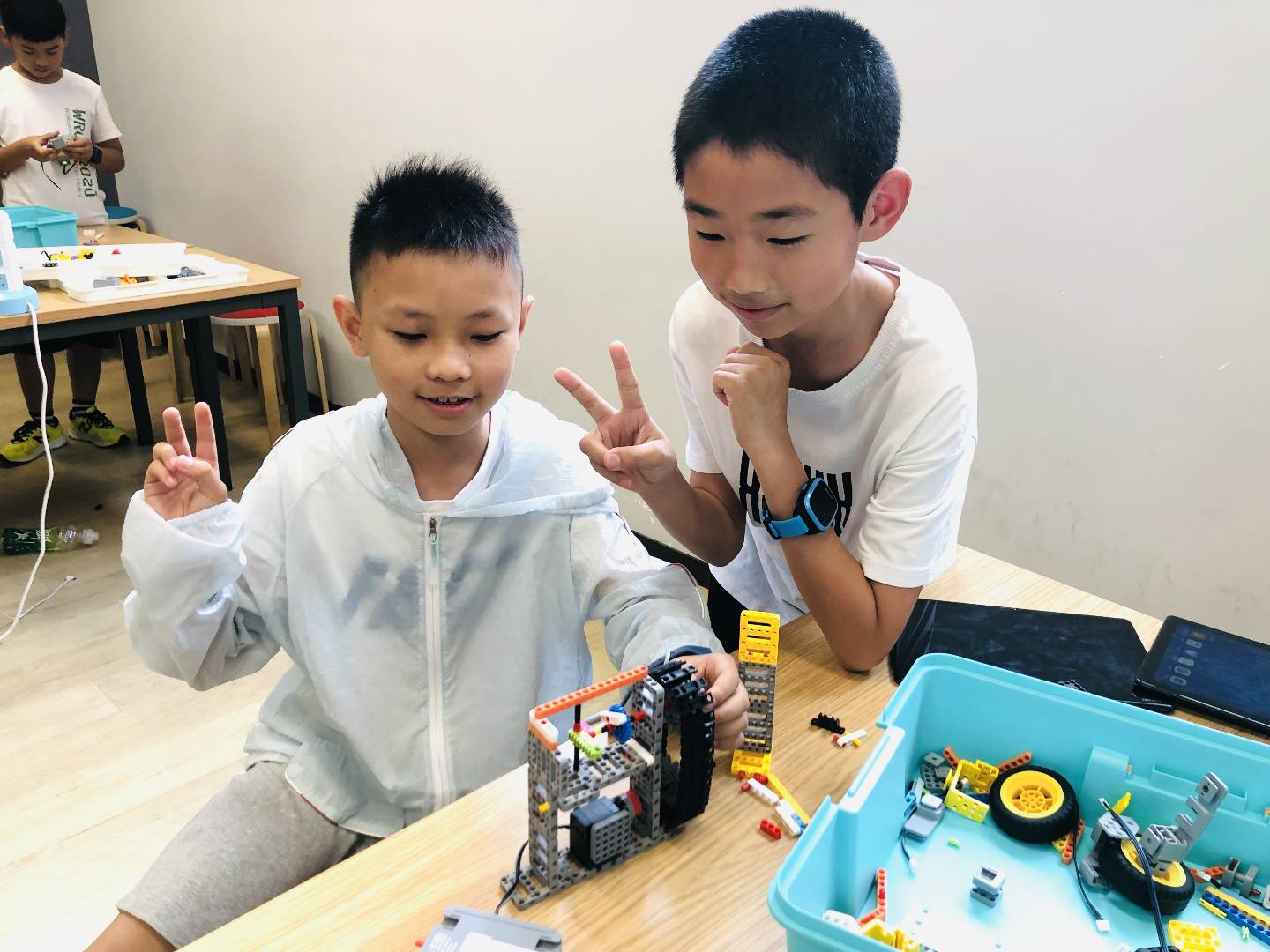 67977b2abu7f11f2aa0d763d8df075cf